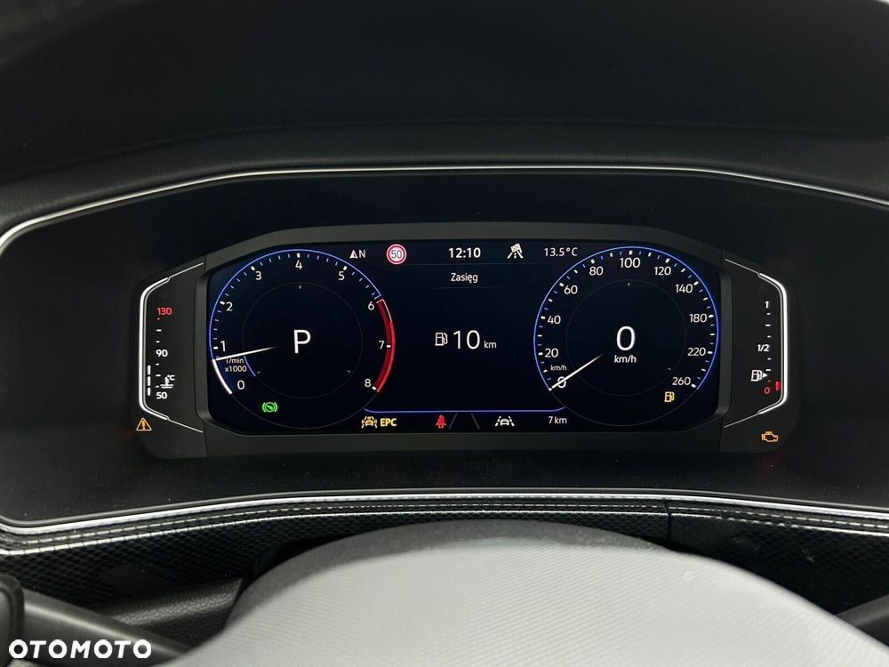 Volkswagen T-Cross - 17