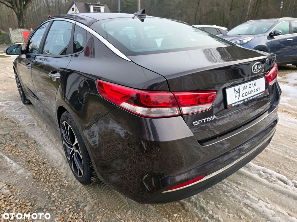 Kia Optima - 19