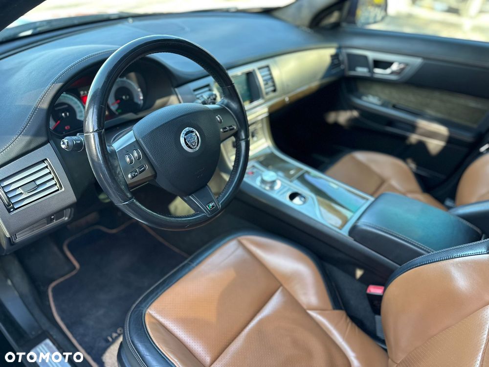 Jaguar XF XFR 5.0 V8 Kompressor - 25