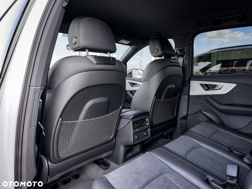 Audi Q7 - 35
