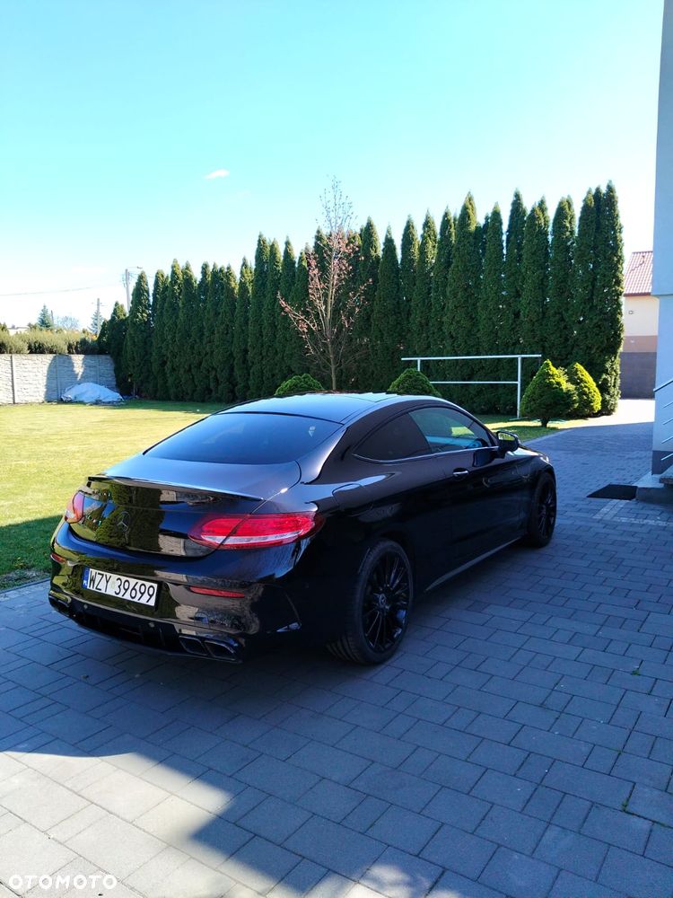 Mercedes-Benz Klasa C 250 7G-TRONIC AMG Line - 3