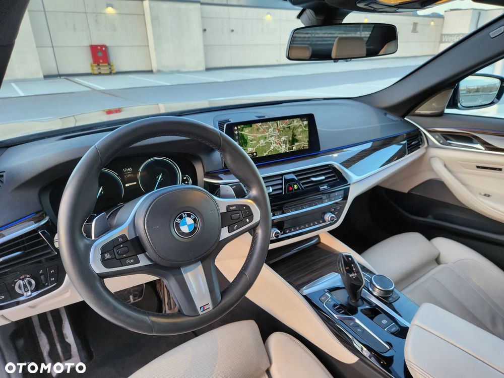 BMW Seria 5 530e iPerformance M Sport sport - 7