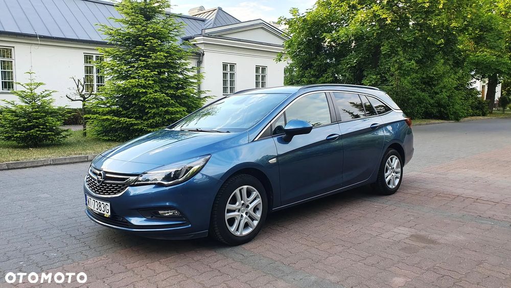 Opel Astra 1.6 CDTI Elite S&S - 1