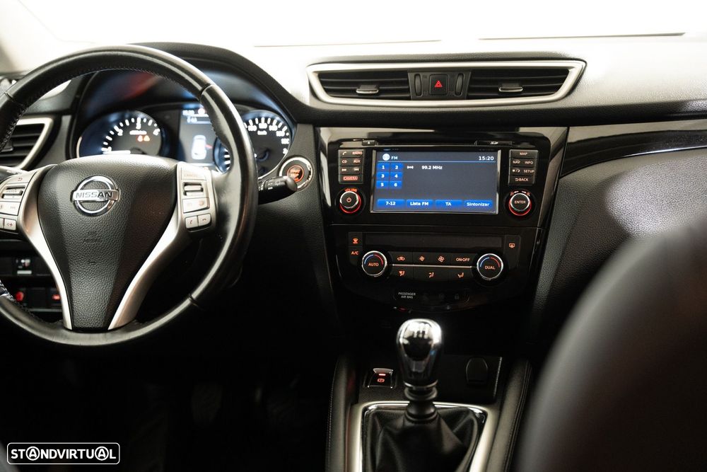 Nissan Qashqai 1.5 dCi N-Connecta - 10