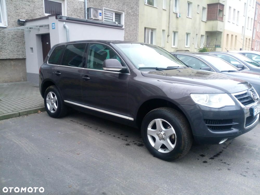 Volkswagen Touareg - 4