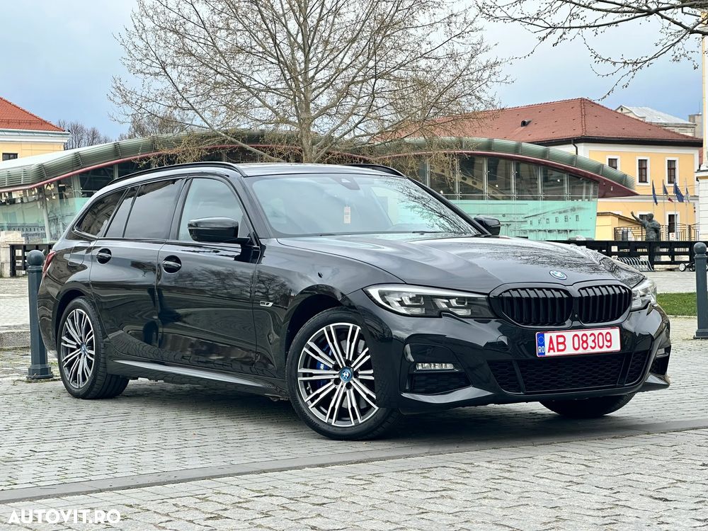 BMW Seria 3 330e Aut. M Sport - 1