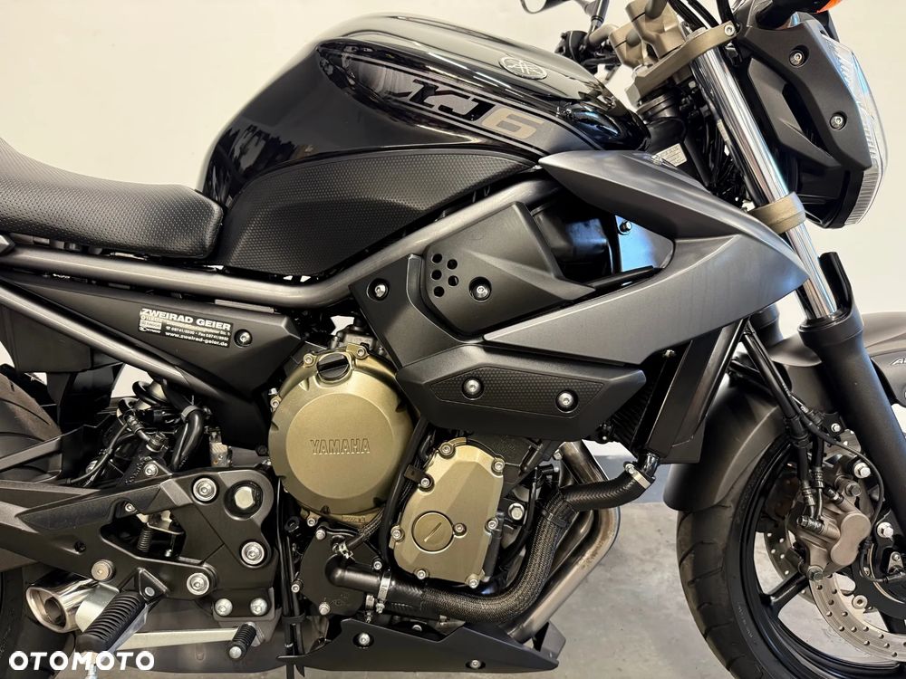 Yamaha XJ - 12