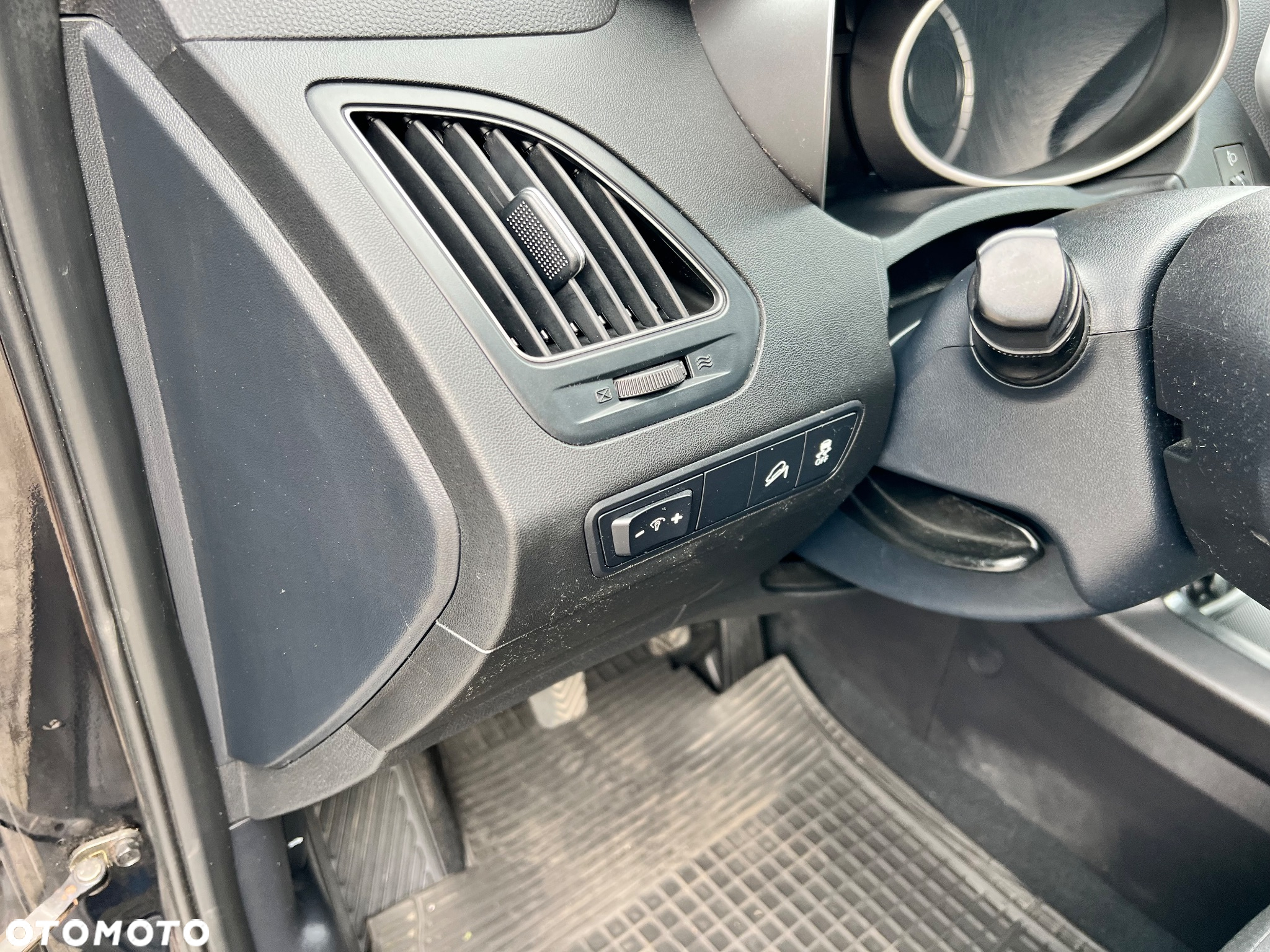 Hyundai ix35 1.6 GDI Premium 2WD - 17