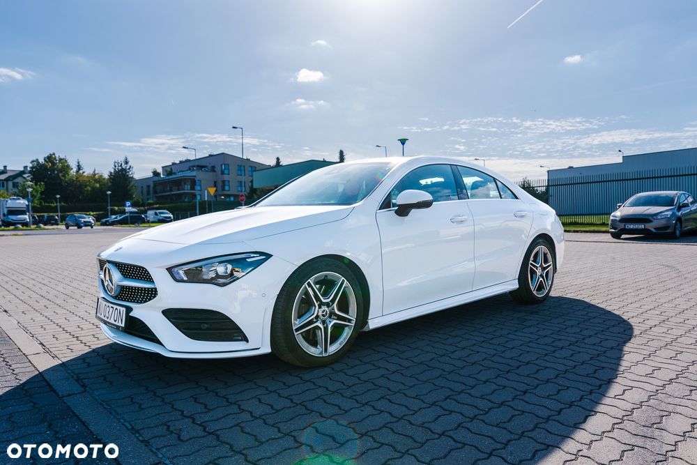 Mercedes-Benz CLA 200 4-Matic AMG Line 8G-DCT - 17