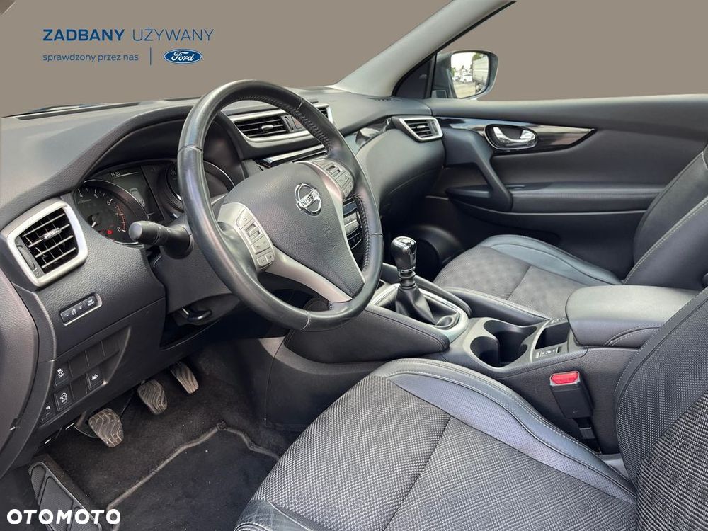 Nissan Qashqai 1.6 DIG-T Tekna - 11