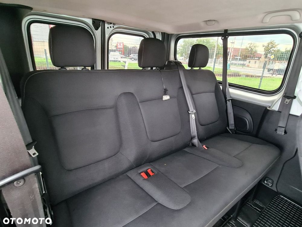 Renault Trafic - 22