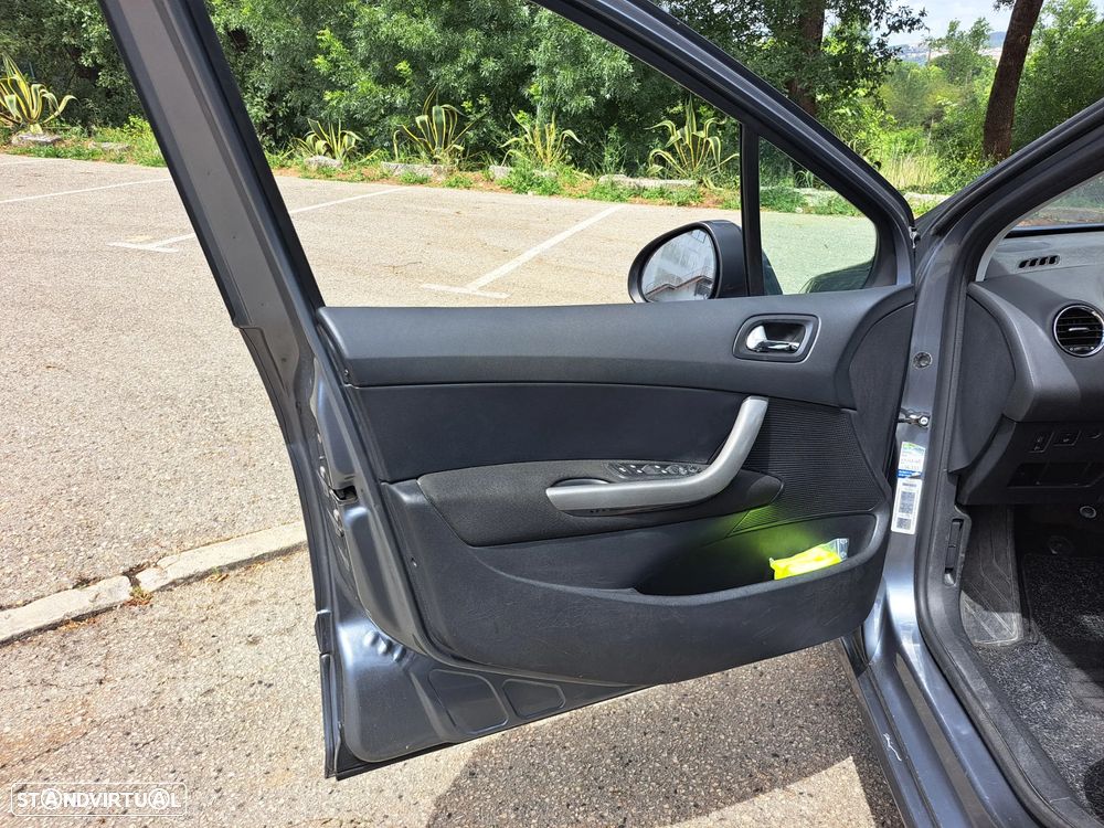 Peugeot 308 SW 1.6 HDi Executive CMP6 - 13