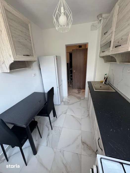 Apartament 2 camere / nedecomandat / mobilat / utilat / metrou — fotografia 3