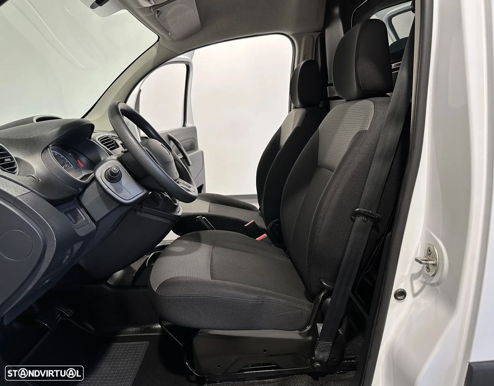 Renault KANGOO Z.E. 33 KW - IVA DEDUTIVÉL - BATERIAS PRÓPRIAS - 31