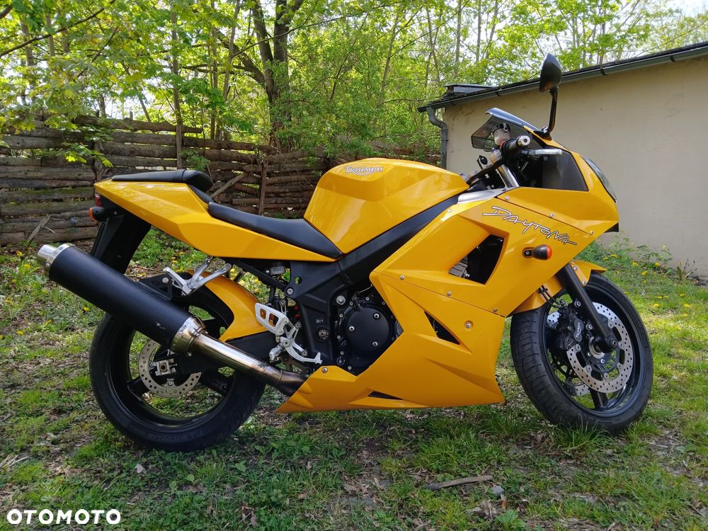 Triumph Daytona - 4