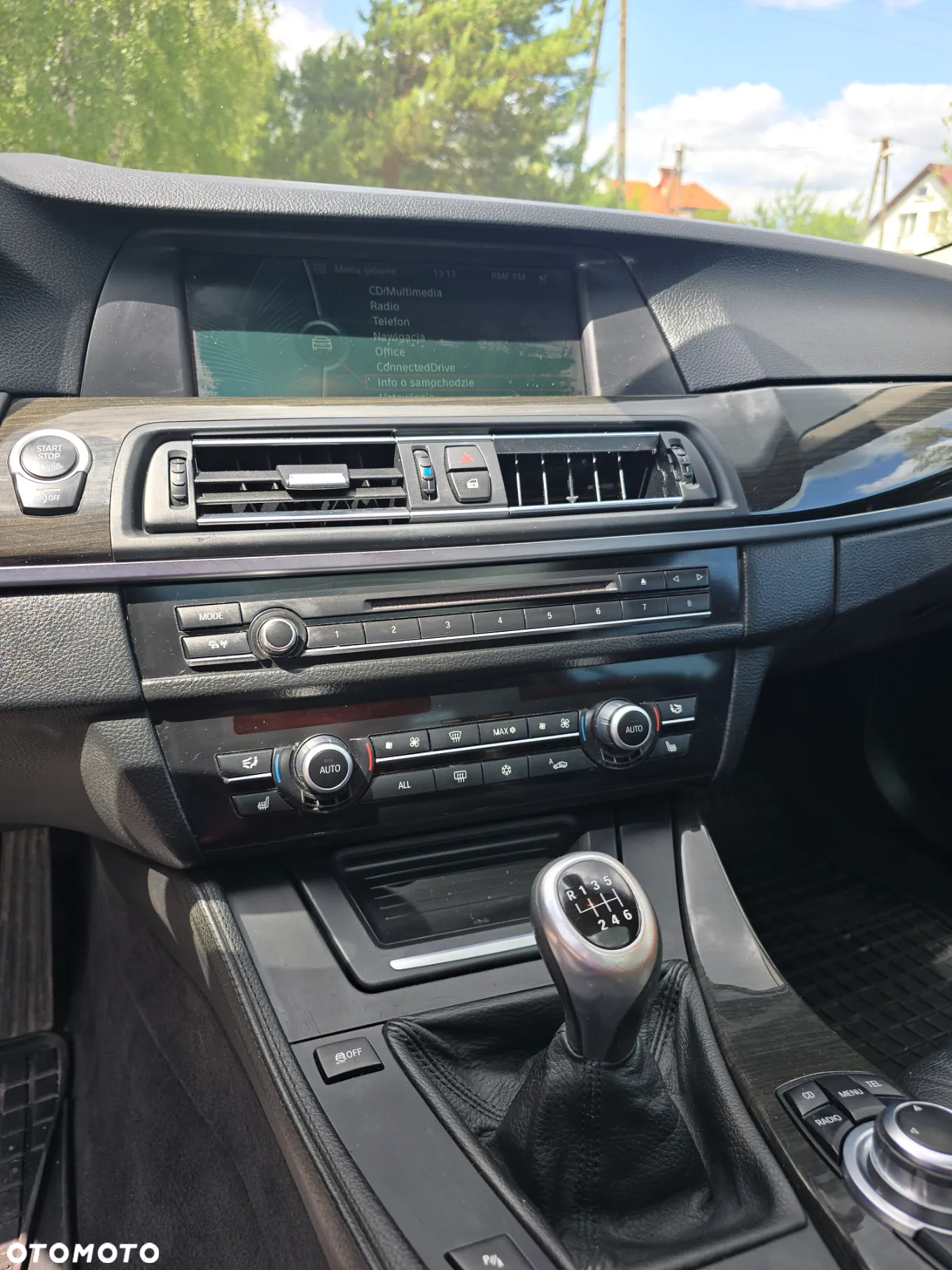 BMW Seria 5 520d - 12
