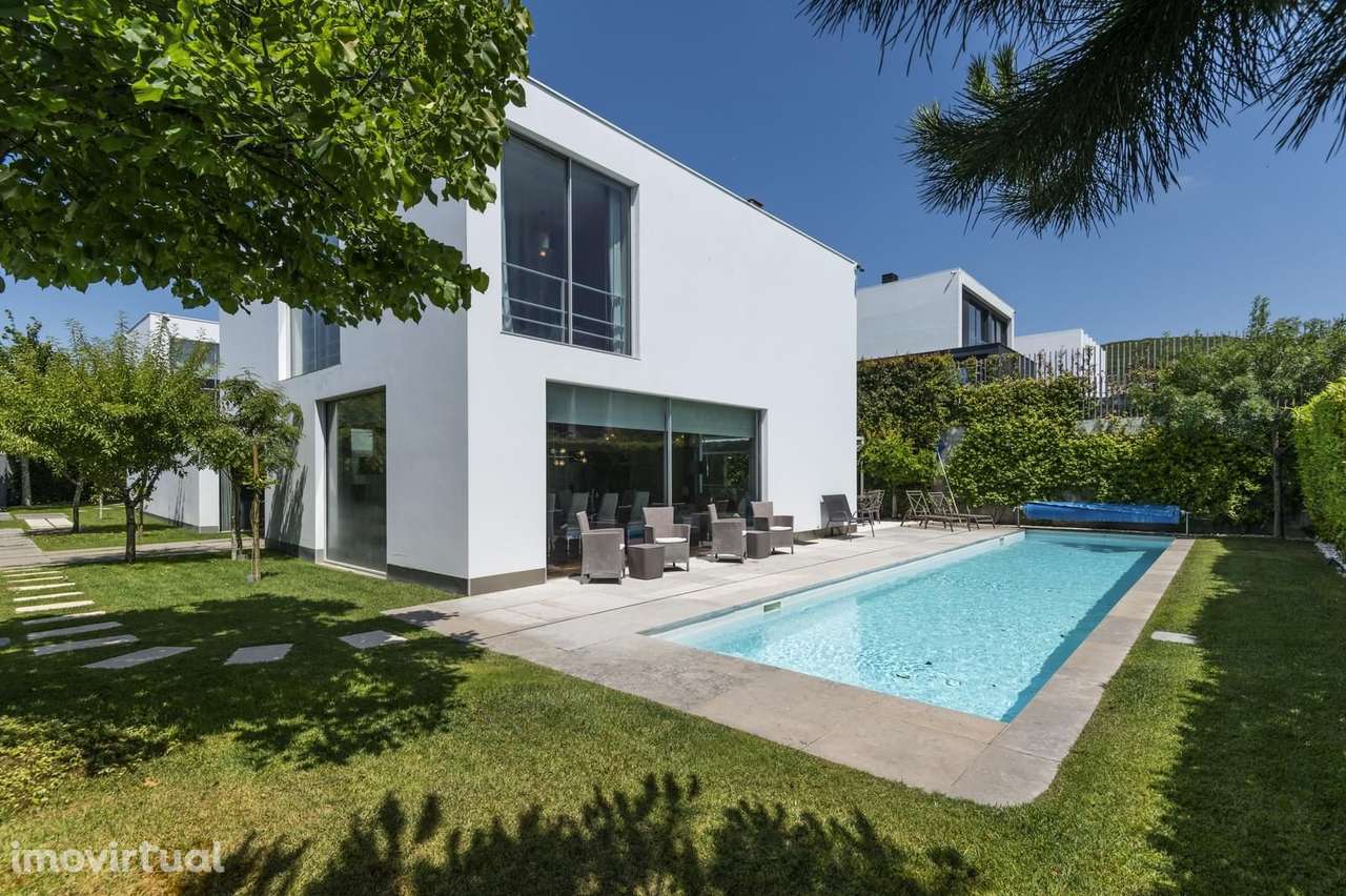 Moradia T5 + 1 com piscina, Carnaxide, Oeiras - Grande imagem: 5/60