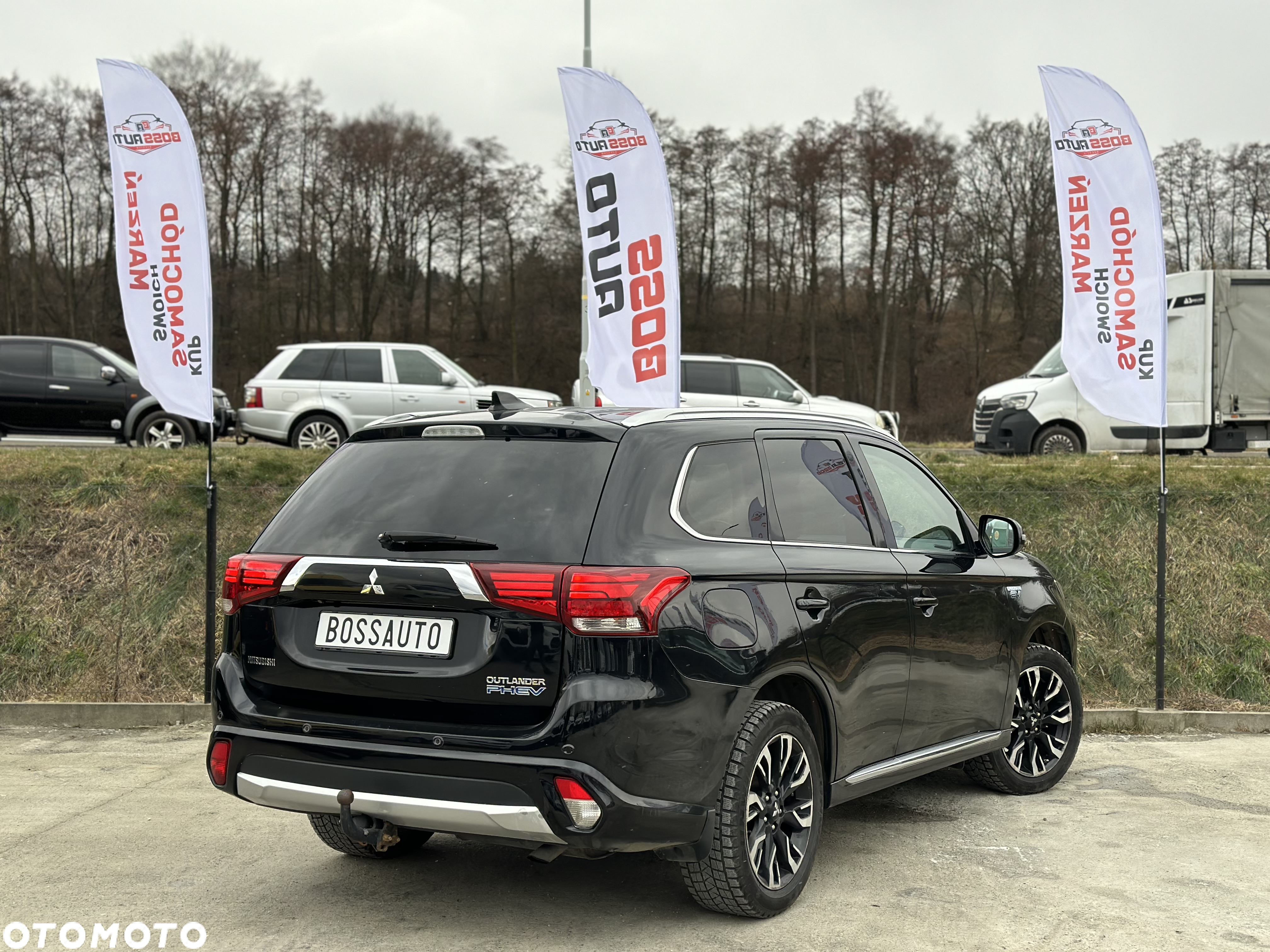 Mitsubishi Outlander 2.0 4WD Plug-In Hybrid - 6