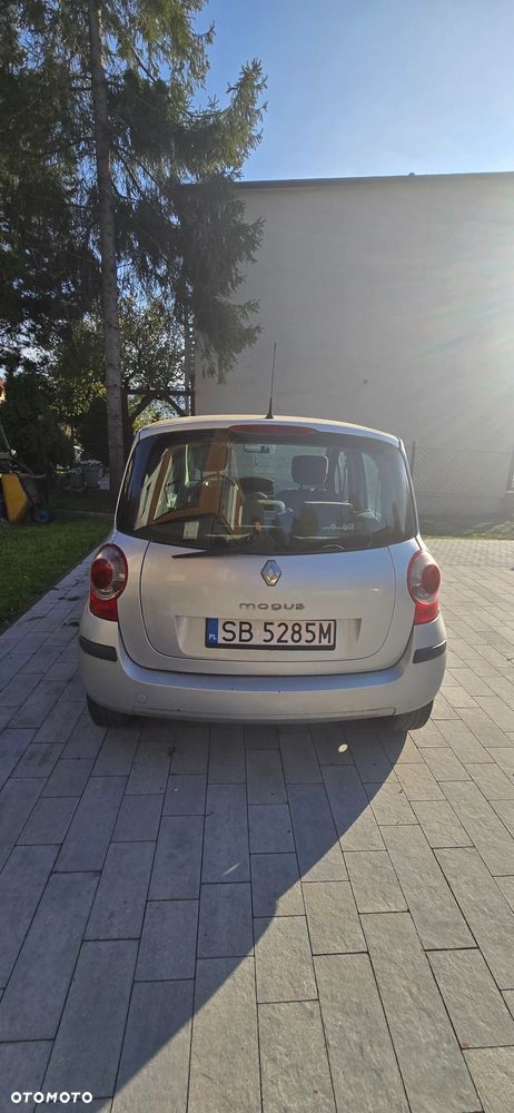 Renault Modus 1.6 16V Privilege - 7