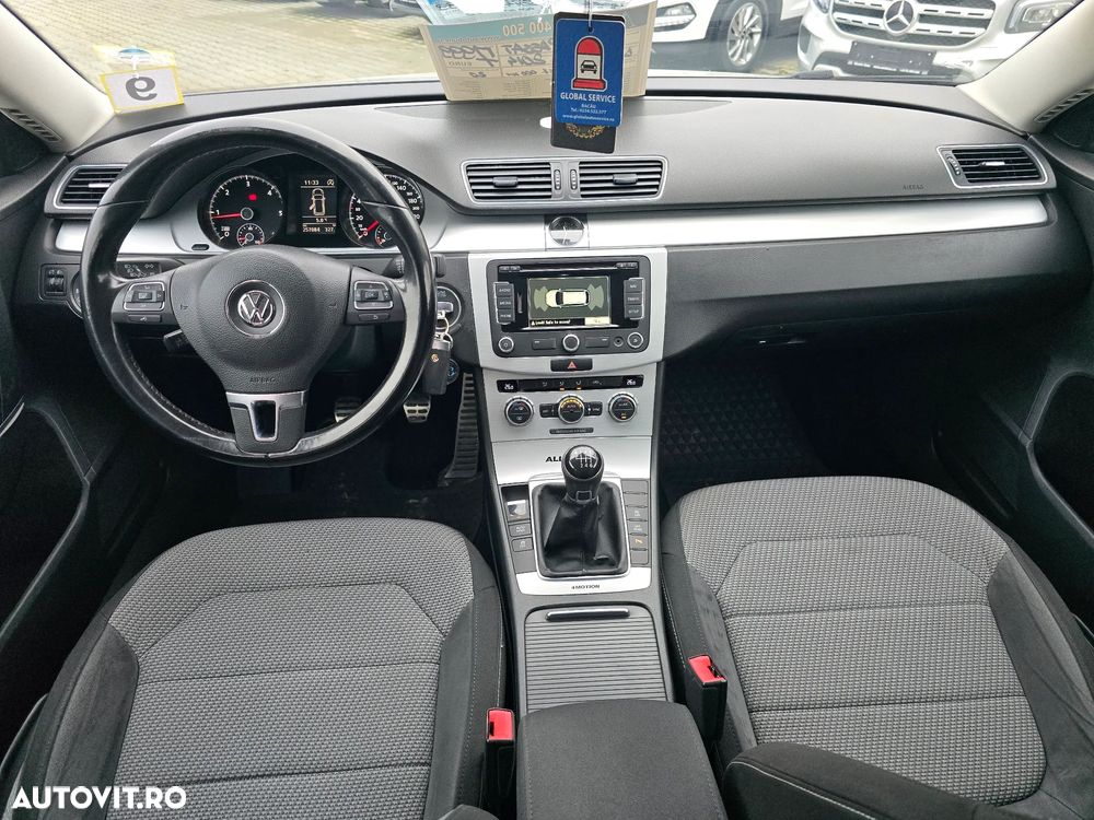 Volkswagen Passat Alltrack 2.0 TDI 4Motion BlueMotion Tec - 7