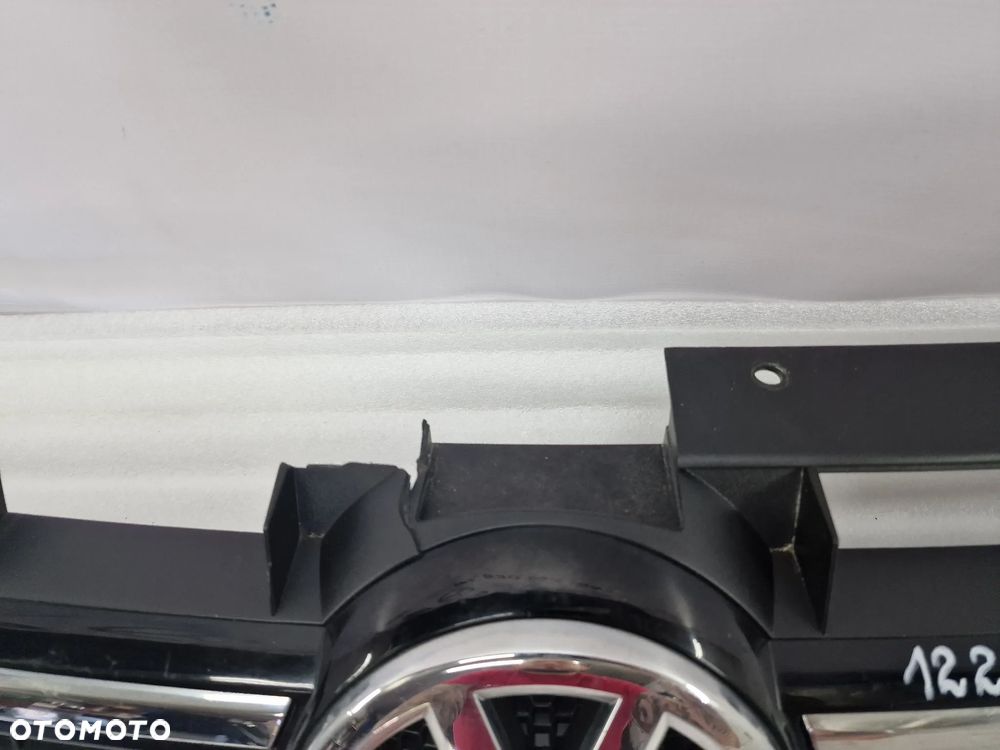 VW TOUAREG 7P6 / 7P 10- ATRAPA / GRILL PRZEDNI PRZÓD , NR 7P6853651A/D , NR AUKCJI GR122 - 12