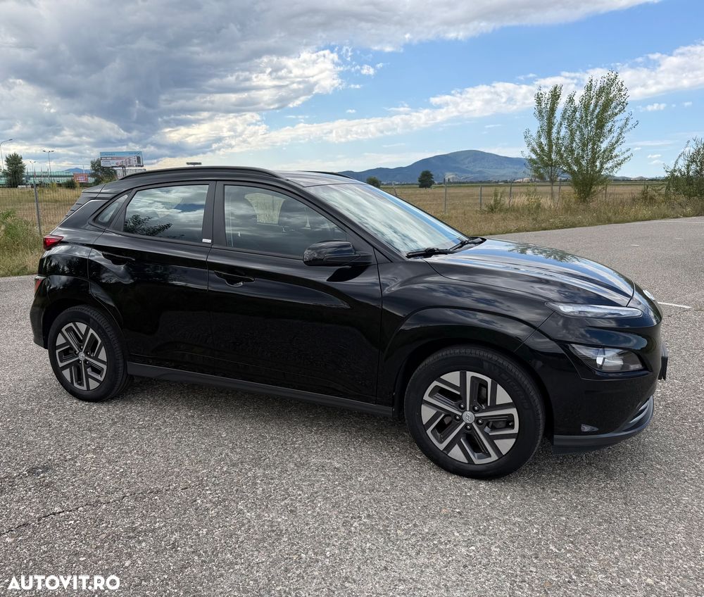 Hyundai KONA - 3