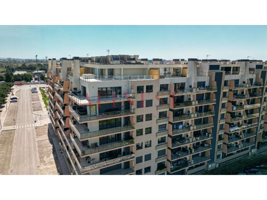 APARTAMENTO T2 RIVER TERRACES - QUINTA DA TRINDADE SEIXAL VISTA TOT... - Grande imagem: 5/28