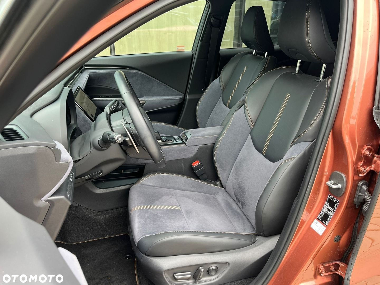 Lexus LBX 1.5 Hybrid Cool - 6