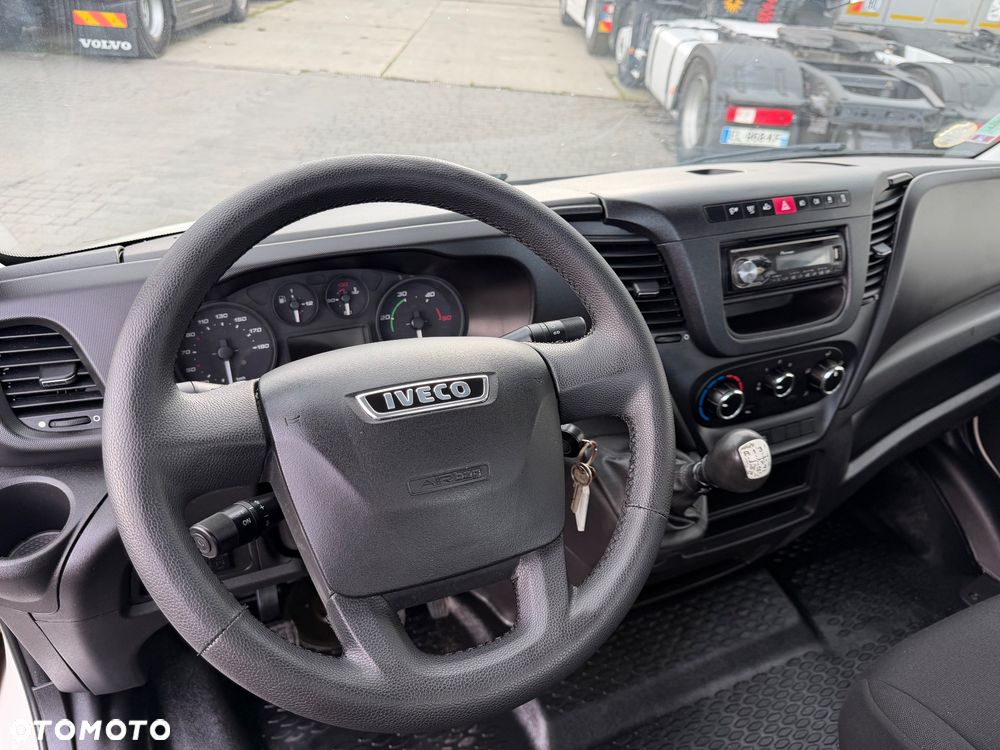 Iveco Daily 35c15 // Rozstaw osi 4,10 // SUPER STAN - 11