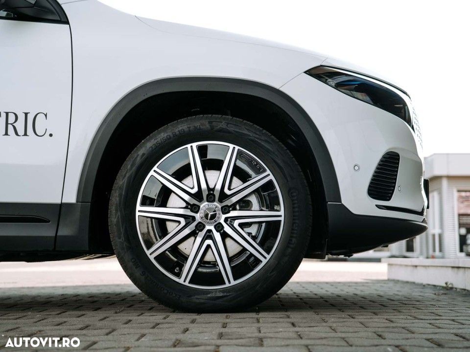 Mercedes-Benz EQA 300 4MATIC - 10