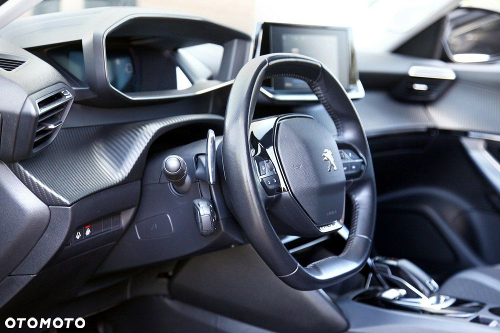 Peugeot 2008 - 14