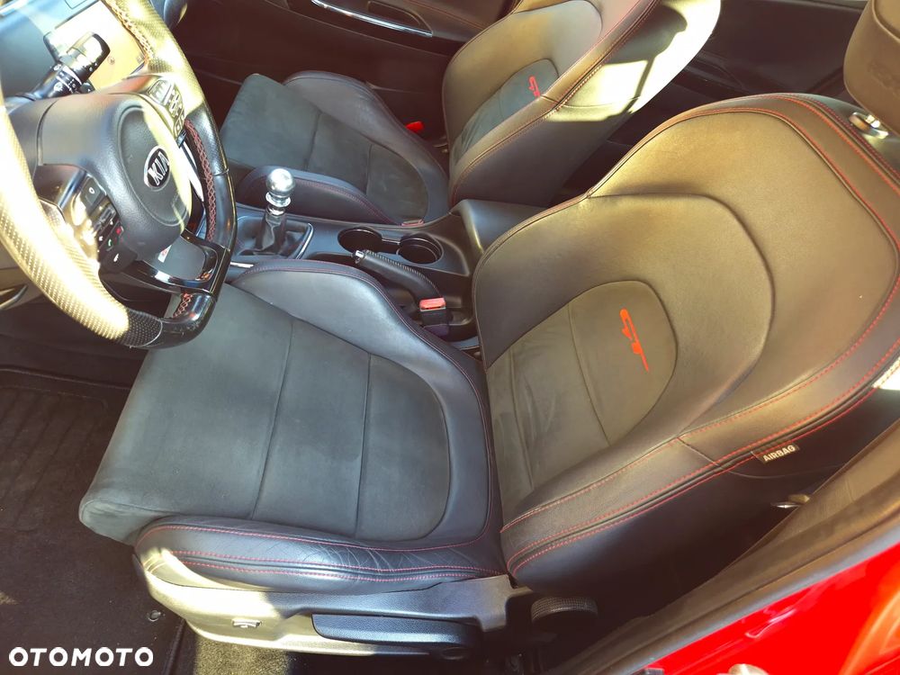 Kia Ceed 1.6 T-GDI GT-Challenge - 16