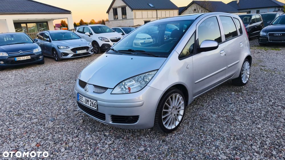 Mitsubishi Colt - 13