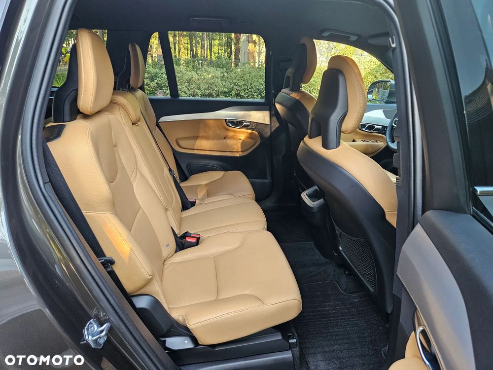 Volvo XC 90 D5 AWD Kinetic 7os - 25