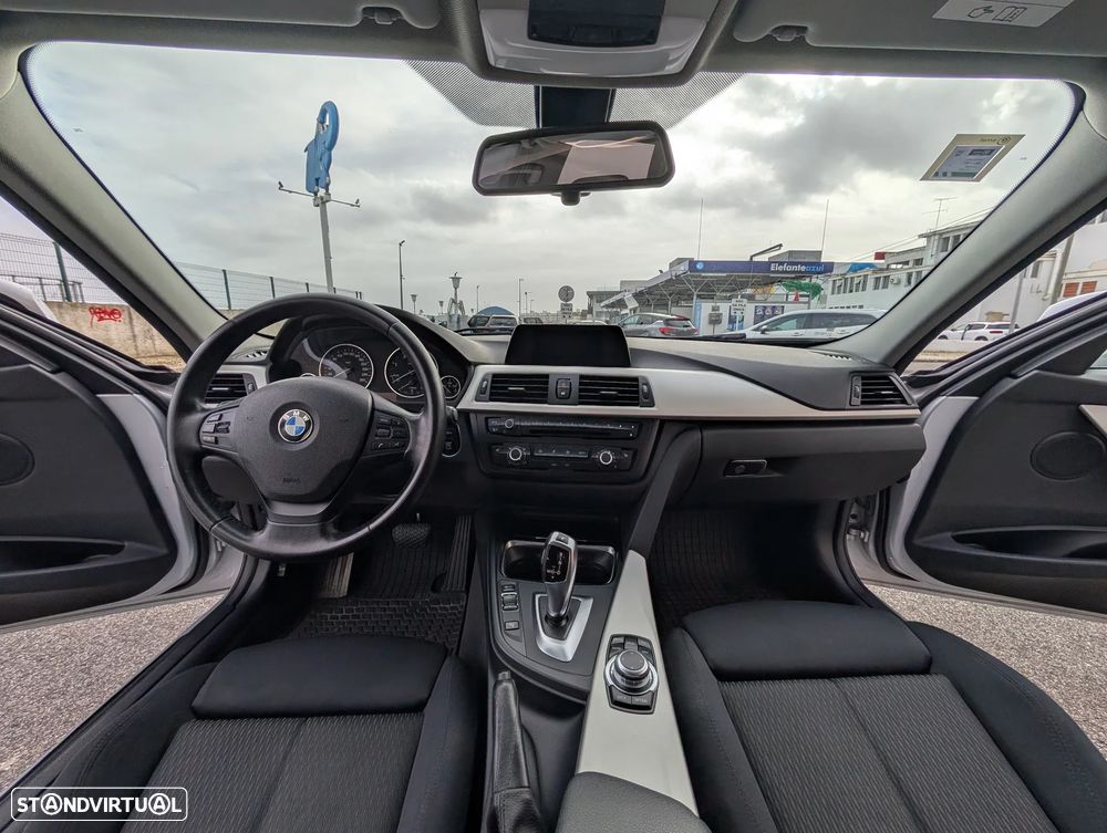 BMW 318 d Aut. - 13