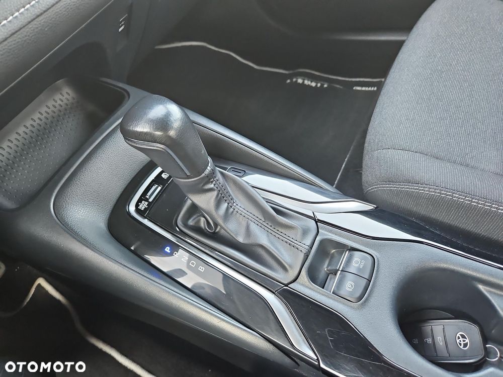 Toyota Corolla 1.8 Hybrid Comfort - 25