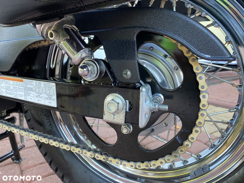 Suzuki Intruder - 25