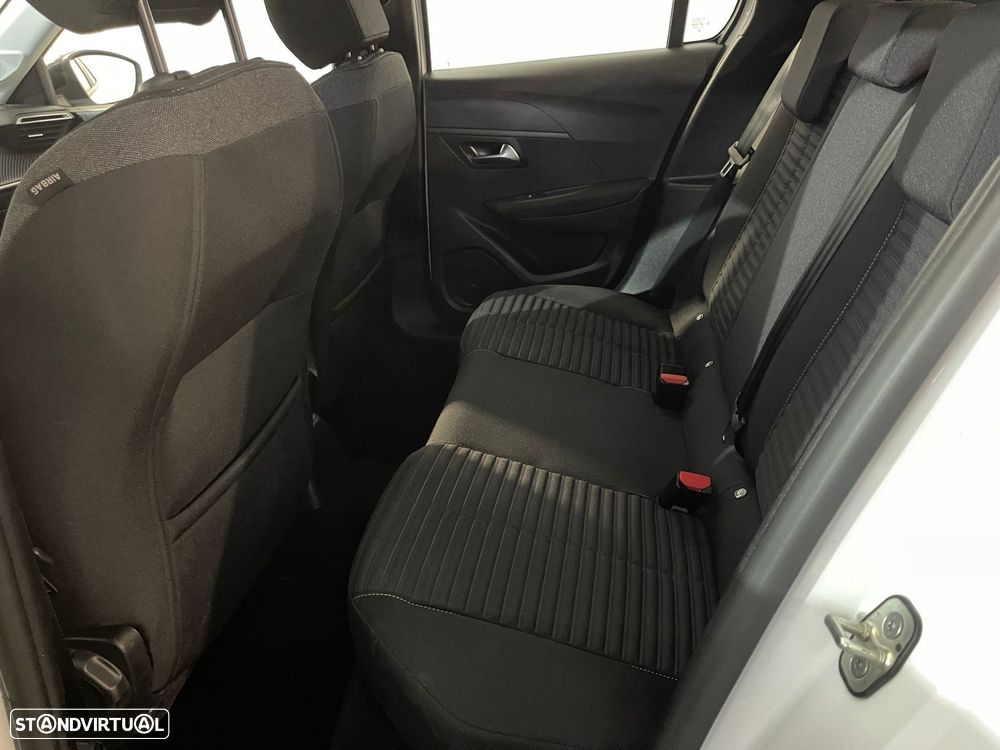 Peugeot 208 1.2 PureTech Active - 13
