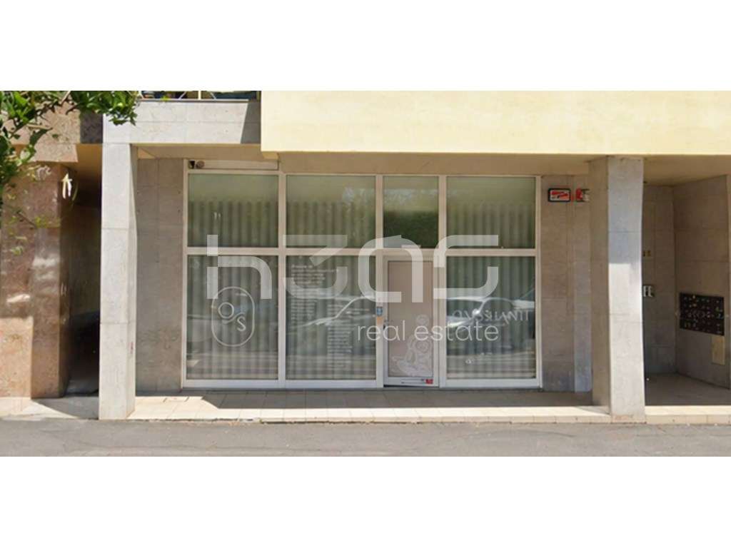 Loja de 74 m² - Espaço Ideal para Comércio, Serviços ou Restauração... - Grande imagem: 2/4