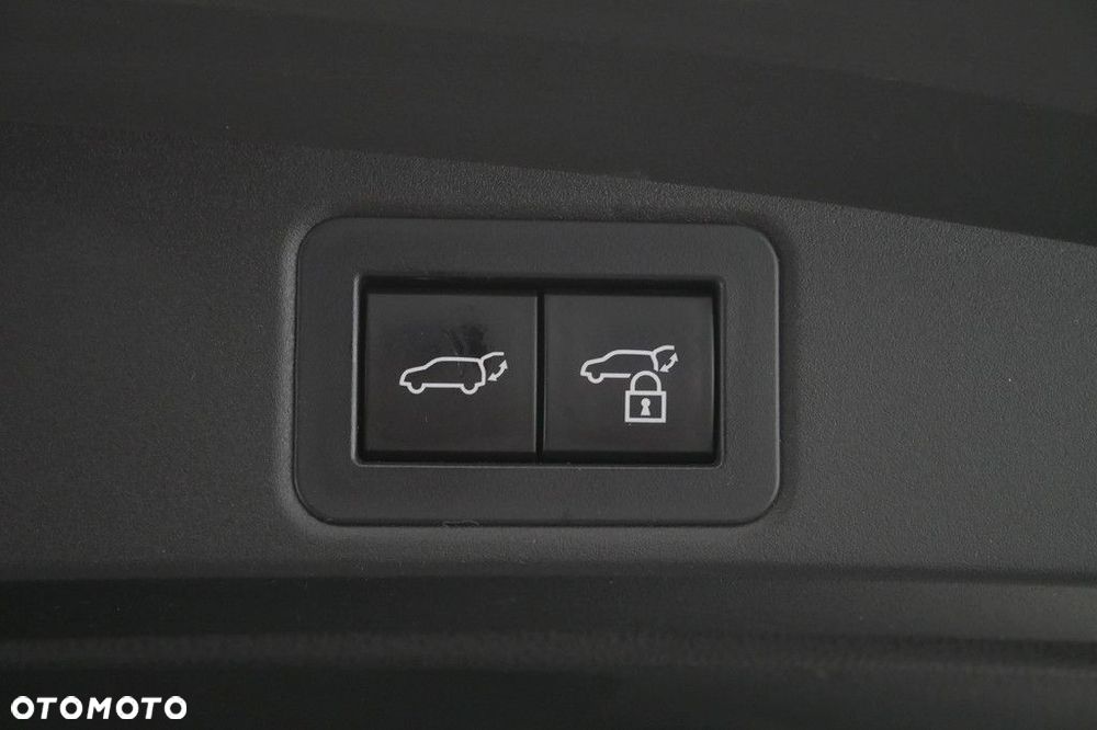 Toyota Corolla - 17