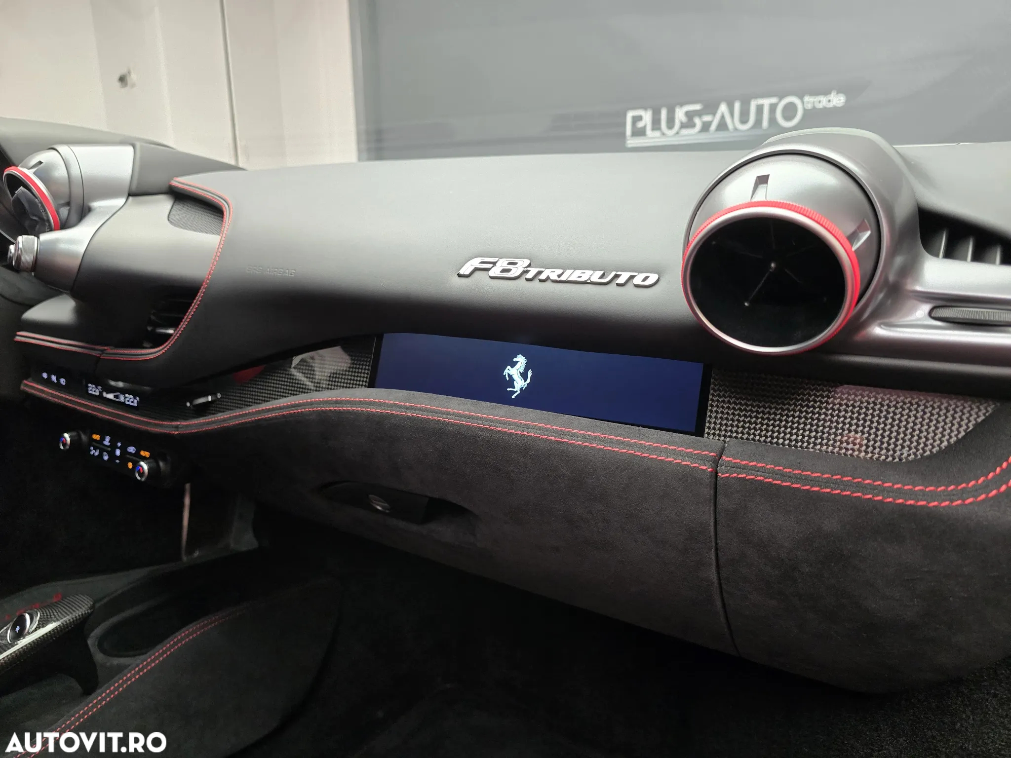 Ferrari F8 - 21