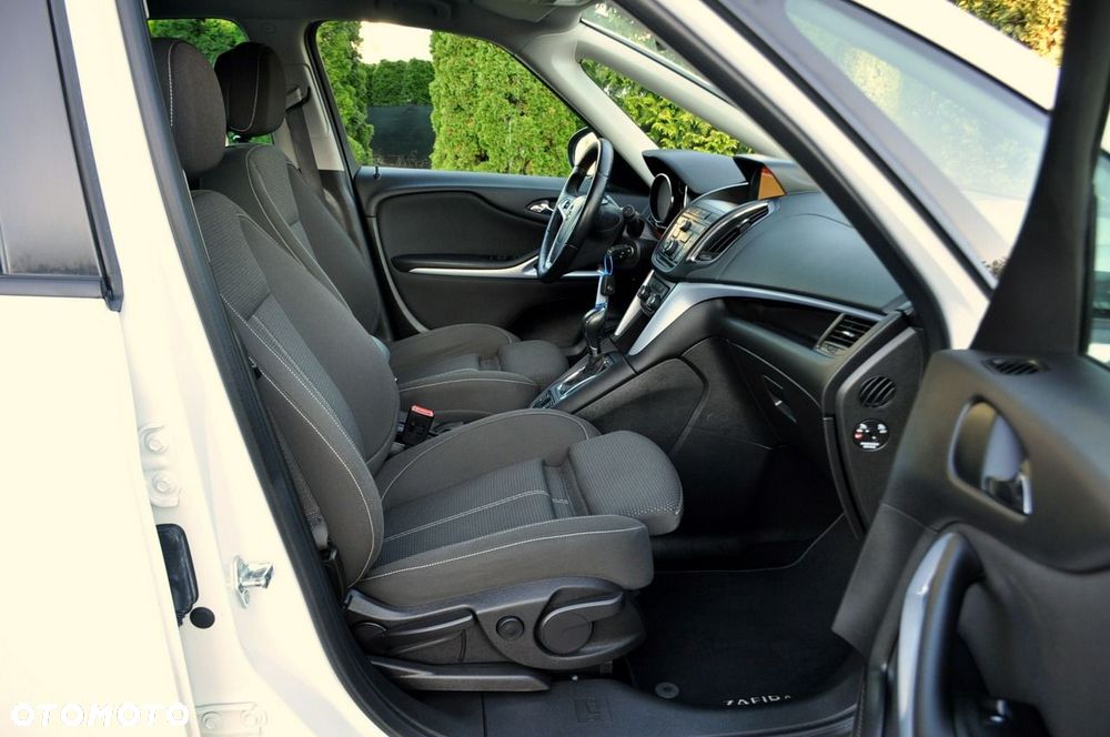 Opel Zafira - 17
