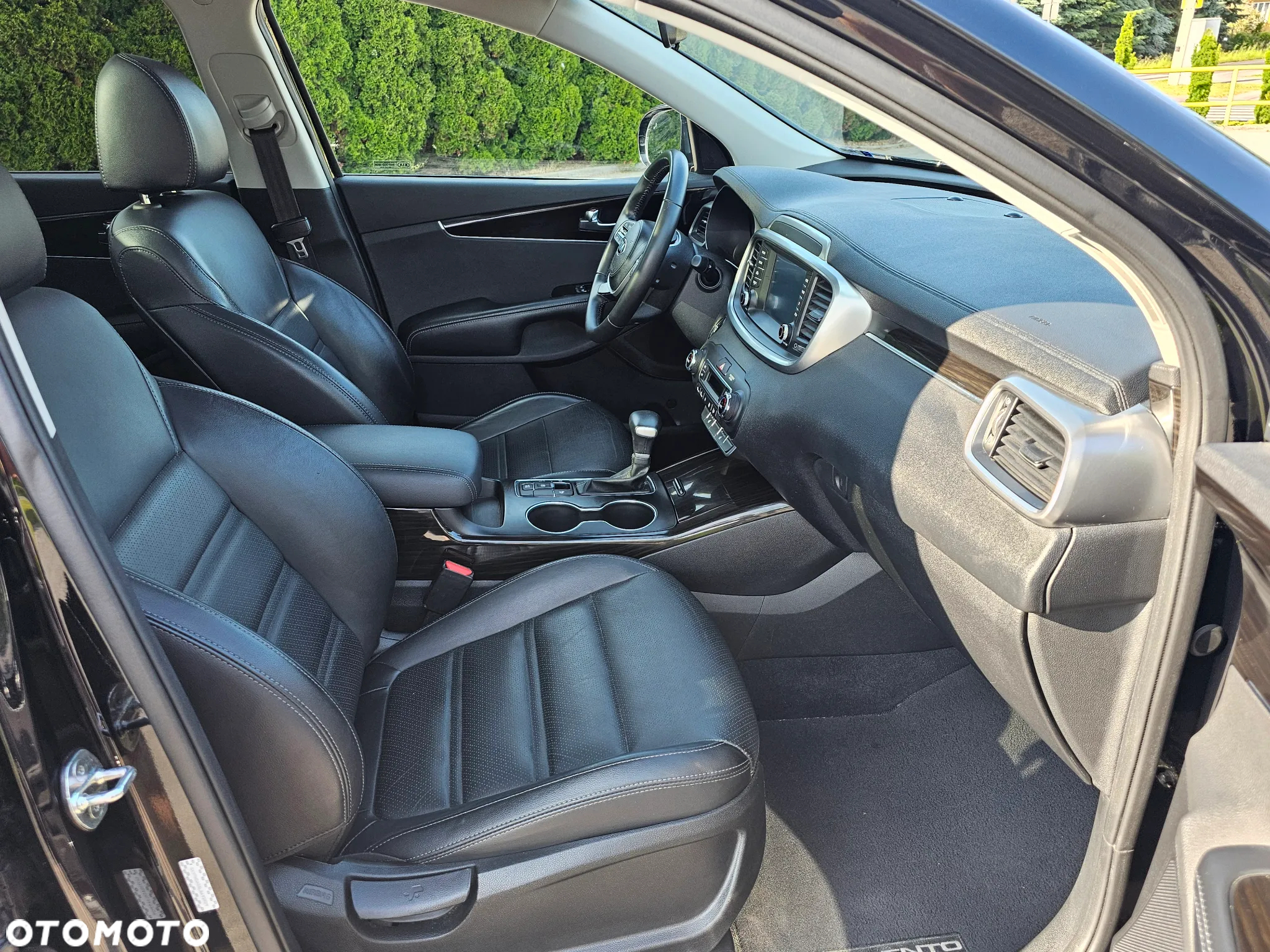 Kia Sorento - 23