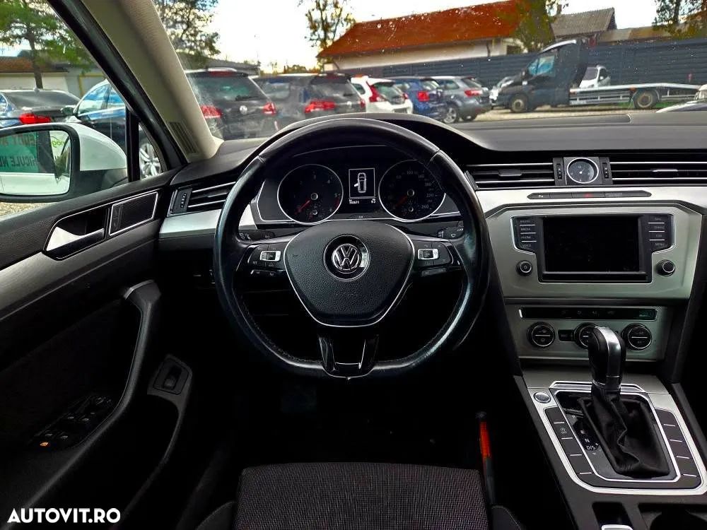 Volkswagen Passat Variant 1.6 TDI (BlueMotion Technology) DSG Comfortline - 14