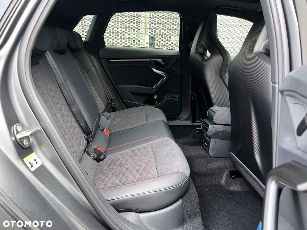 Audi RS3 Sportback TFSI Quattro S tronic - 13