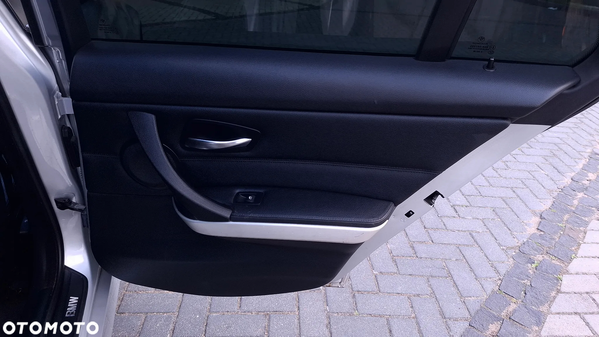 BMW Seria 3 320d DPF Touring - 22
