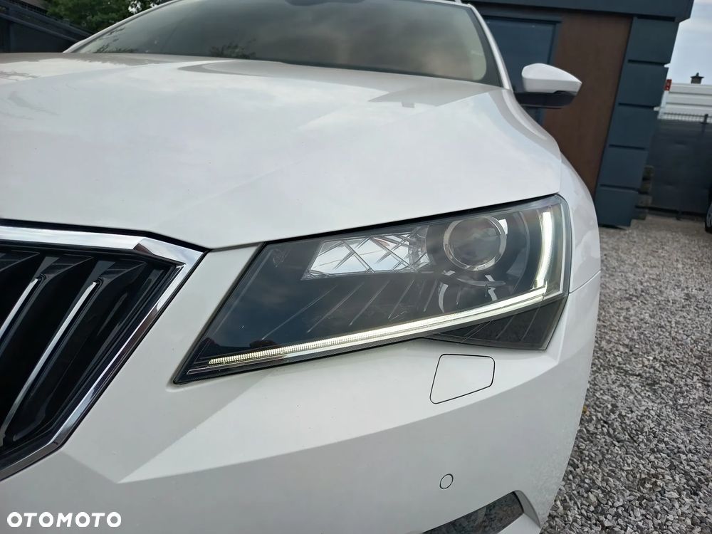 Skoda Superb 2.0 TDI Style DSG7 - 9
