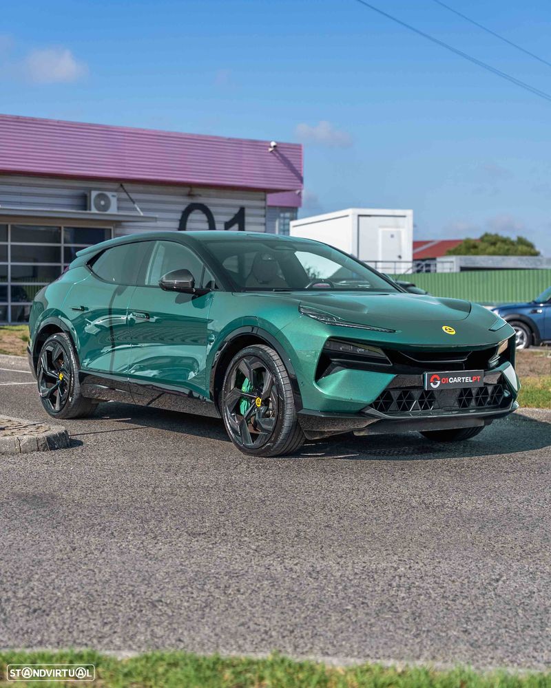 Lotus Eletre 600 - 2
