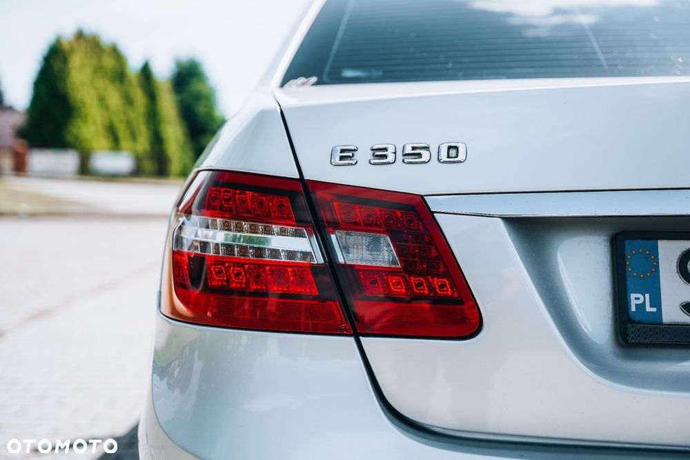 Mercedes-Benz Klasa E 350 BlueTec - 14