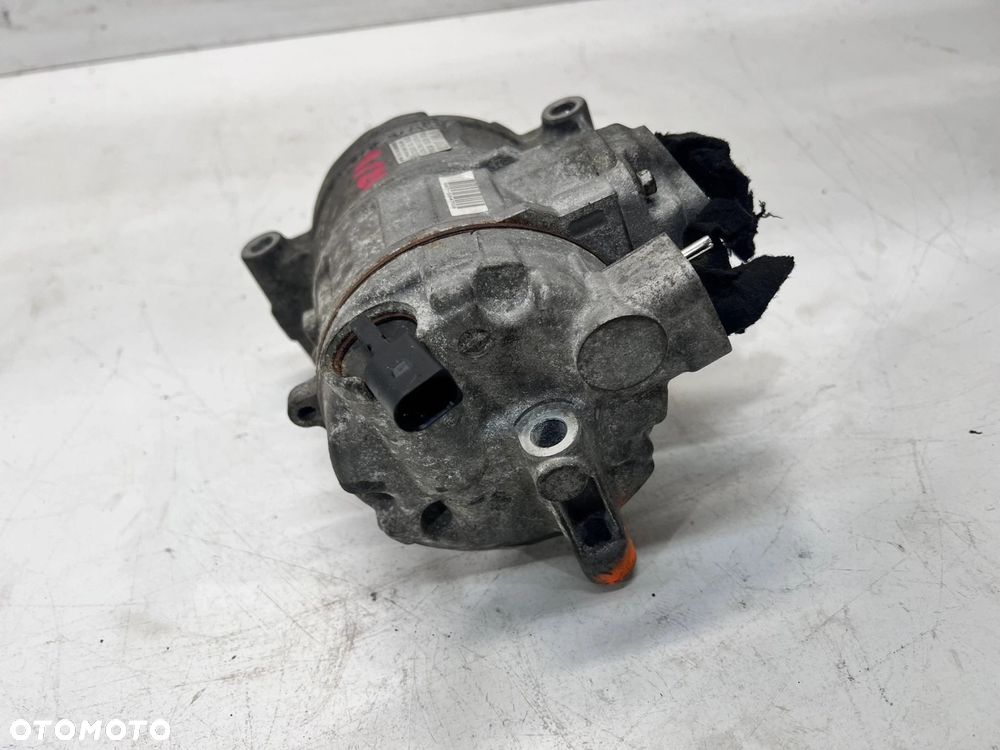 SPRĘŻARKA KOMPRESOR KLIMATYZACJI AUDI VOLKSWAGEN SEAT SKODA 1K0820808A 1/26 - 4
